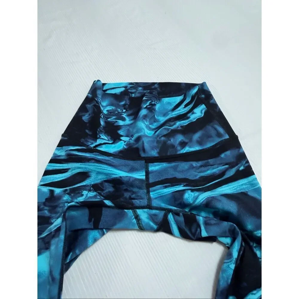 Lululemon Blue and Black Marble Print Leggings Size 6